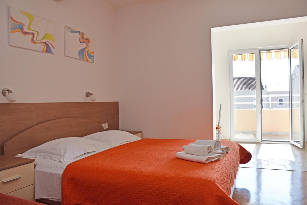 Apartments Stone Тучепи Екстер'єр фото