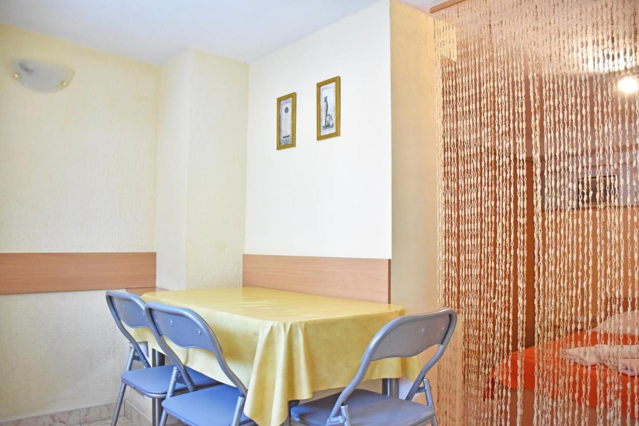 Apartments Stone Тучепи Екстер'єр фото
