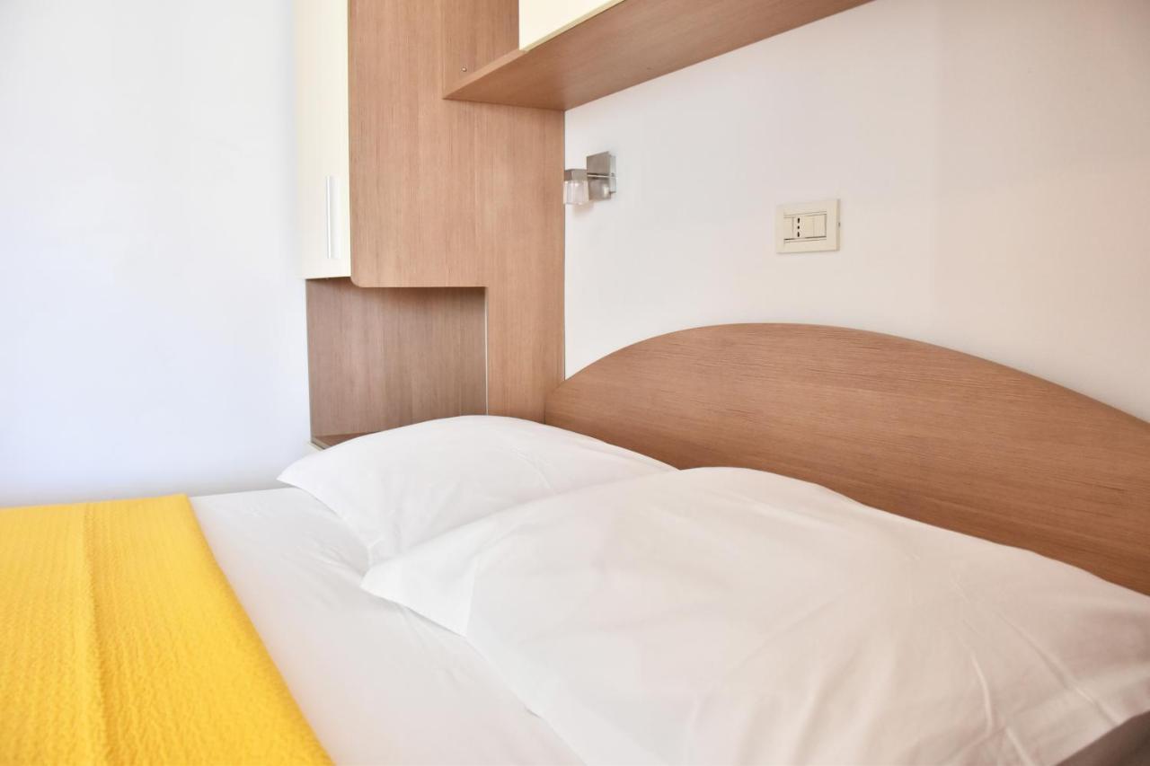 Apartments Stone Тучепи Екстер'єр фото
